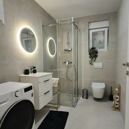 Vruljica Star - Near Old Town Quiet Area Private Parking Appartement